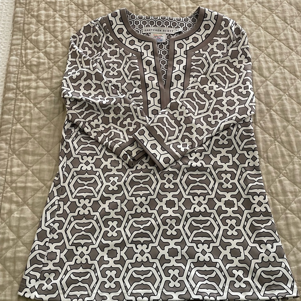 Gretchen Scott Designs White and Gray Geometric Tunic - Picture 2 of 3